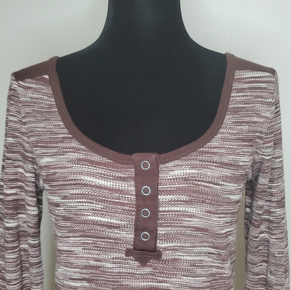 Roxy long sleeve thermal tee size medium - Picture 4 of 7